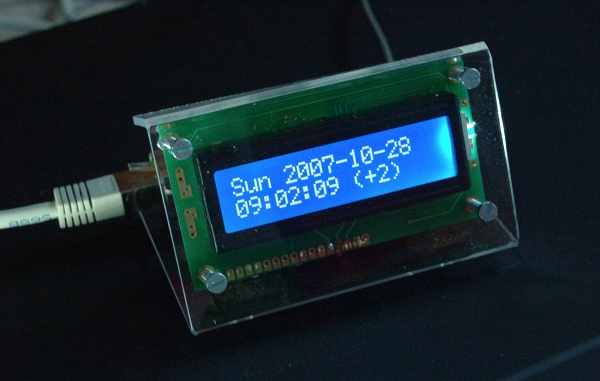 [NTP clock with polycarbonate case]